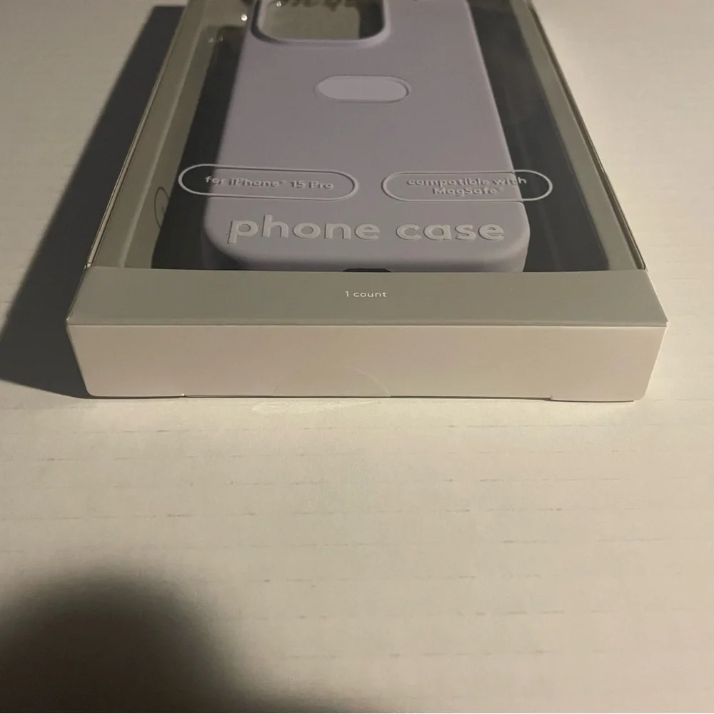 Heyday Light Purple Phone Case for iPhone 15 Pro New Sealed Magsafe Compatible